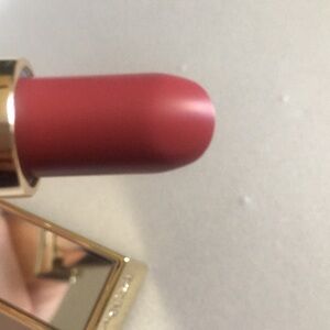 Estée Lauder pure color envy 420 Rebellious Rose